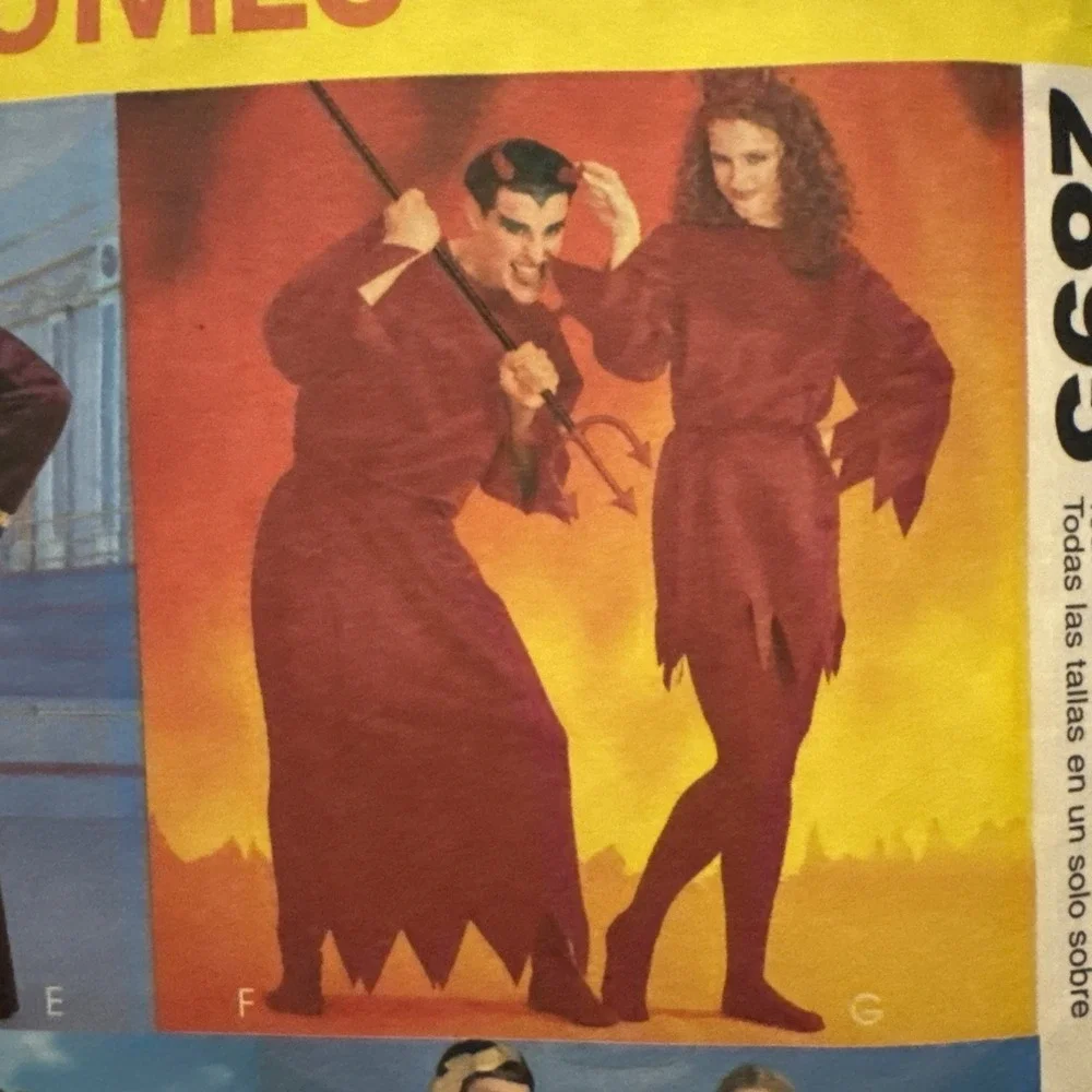 McCall's 2895 Unisex Halloween Costume Sewing Pattern Goddess Caveman Size XS-XL
